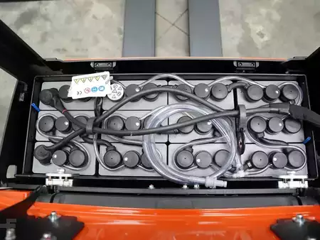 Låglyftare El 2025  Toyota LPE250 (4)