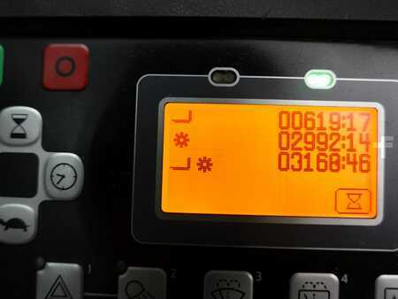 Elektro čtyřkolový VZV 2019  Toyota 8FBMT35 (7)