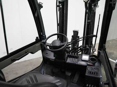 Dieseltrukki 2019  Toyota 52-8FDF25 (4)