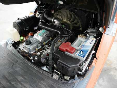 Dieseltrukki 2012  Toyota 02-8FDF25 (5)