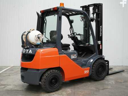 LPG heftrucks 2018  Toyota 02-8FGF30 (3)