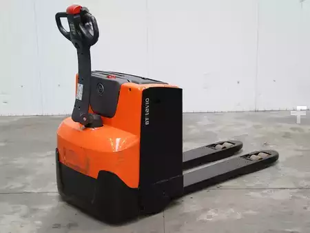 Transpallet elettrici 2010  BT LWE200 (3)