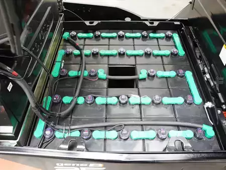 4-wiel elektrische heftrucks 2024  Toyota 8FB25 (5)