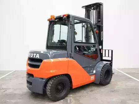 Dieseltrukki 2017  Toyota 40-8FD40N (3)