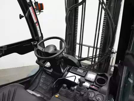 Dieseltrukki 2017  Toyota 40-8FD40N (4)