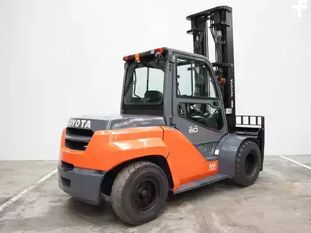 Dieseltrukki 2016  Toyota 40-8FD60N (3)