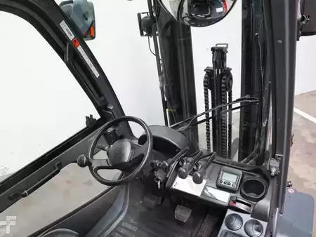 Gasoltruck 2015  Toyota 02-8FGF30 (4)