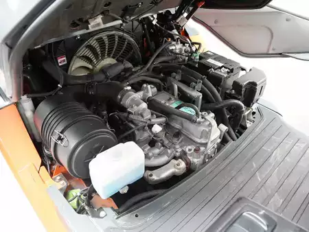 Gasoltruck 2015  Toyota 02-8FGF30 (5)