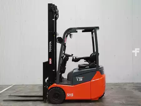 Eléctrica de 3 ruedas 2019  Toyota 7FBEST13 (1)