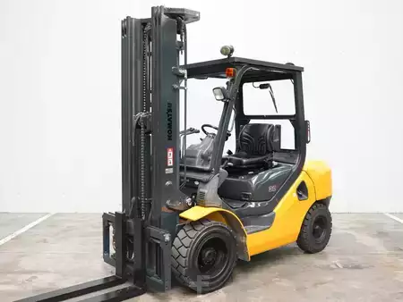 Diesel truck 2016  Komatsu FD30T-17 (2)