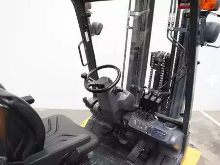 Diesel truck 2016  Komatsu FD30T-17 (4)