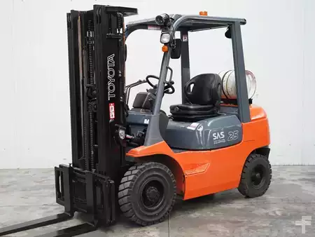 LPG VZV 2007  Toyota 42-7FGF25 (2)