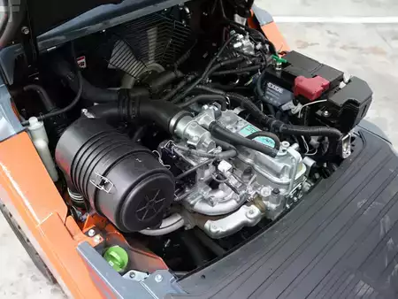 Empilhador a gás 2016  Toyota 02-8FGKF20 (5)