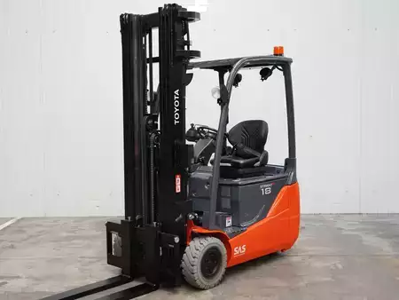 Carrelli elettrici 3 ruote 2016  Toyota 8FBEK18T (2)