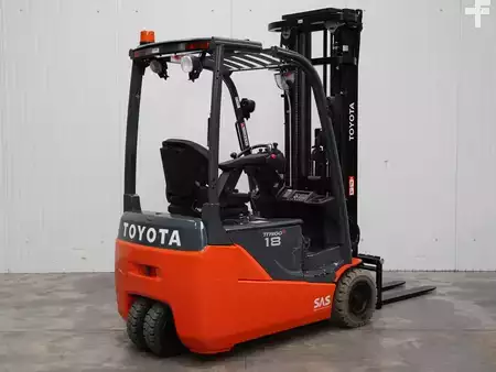 Carrelli elettrici 3 ruote 2016  Toyota 8FBEK18T (3)