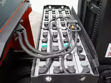 Retraky 2019  Toyota RRE160H (7)