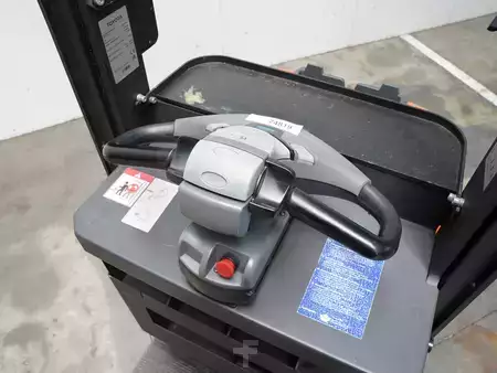 Vertikální vychystávací vozík 2019  BT OSE100W (4)