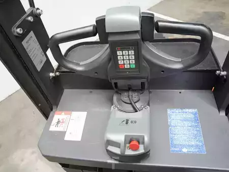 Vertikální vychystávací vozík 2019  BT OSE100W (5)