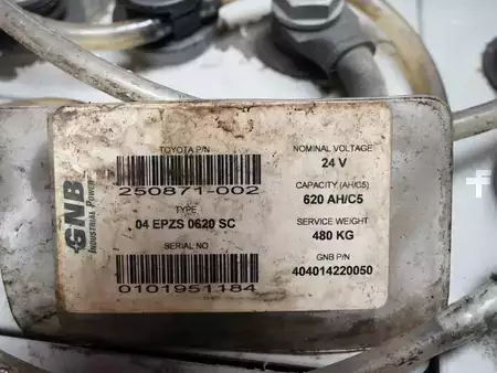 Vertikální vychystávací vozík 2019  BT OSE100W (7)