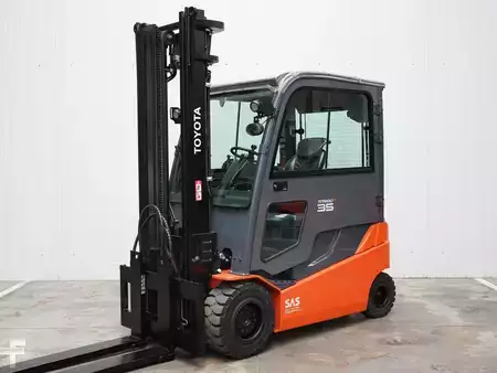Elektryczne 4-kołowe 2020  Toyota 8FBMT35 (2)