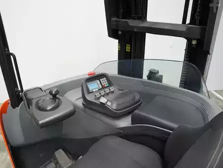 Reach Trucks 2018  Toyota RRE160HR (4)