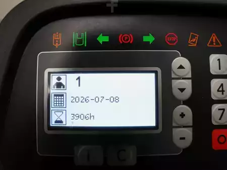 Chariots à mât rétractable 2018  Toyota RRE200H (8)