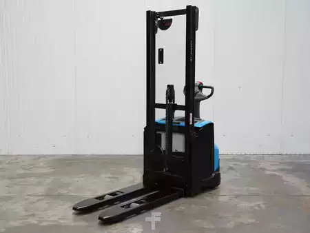 Pallestabler 2018  Toyota SWE120 (2)