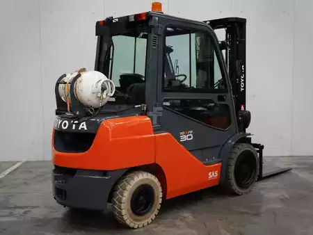 LPG Forklifts 2018  Toyota 02-8FGF30 (3)