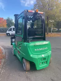 Elektro 4 Rad  HC (Hangcha) CPD30-XD6-SI26 (2)