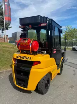 Treibgasstapler 2024 Hyundai 30L-9A (2)