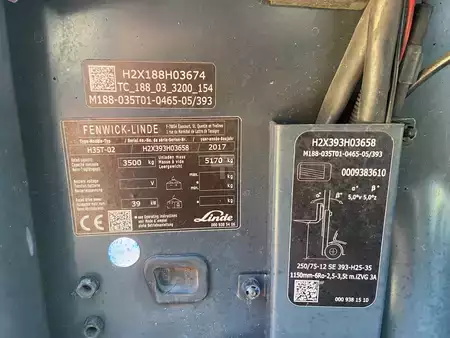 Treibgasstapler  Linde H 35 T-02 (9)