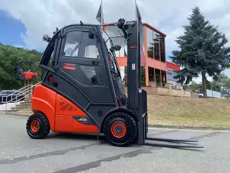 Treibgasstapler 2019 Linde H 25 T-02 - Hochkabine (3)