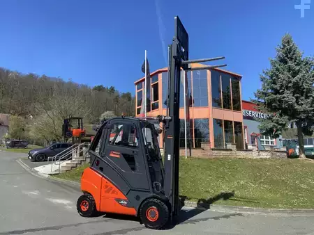 Treibgasstapler 2019  Linde H 25 T - 02 - 600 - Hochkabine (2)