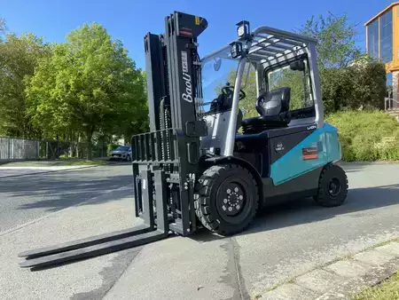 Eléctrica de 4 ruedas 2026  Baoli KBE 35 BM Lithium (5)