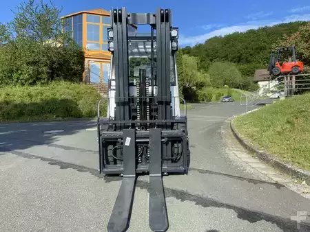 Eléctrica de 4 ruedas 2026  Baoli KBE 35 BM Lithium (6)