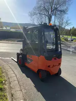 Elektro 4 Rad 2022  Linde E35HL-01 (1)