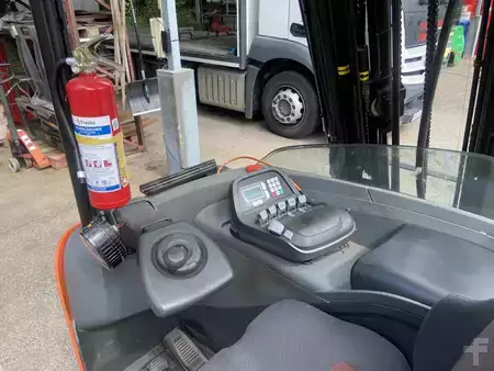 Schubmaststapler 2015  BT RRE 160 (6)