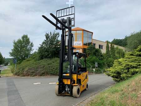 Elektro čtyřkolový VZV 2022 Hyundai 30B - 9U (4)