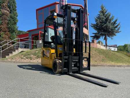 Elektro tříkolové VZV 2022 Hyundai 20BT-9U (1)