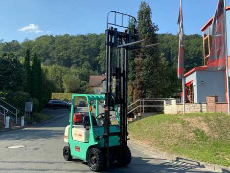 LPG Forklifts 1999  Yang FG 20 (6)