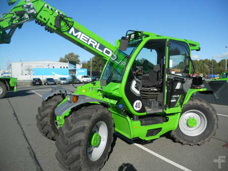 Telehandler Fixed 2023  Merlo Multifarmer MF 34.9 -140 CS CVT (1)