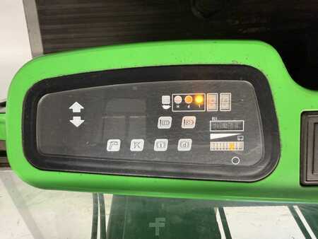 Carrelli elettrici 4 ruote 2007  Cesab MAK 400 AC (5)