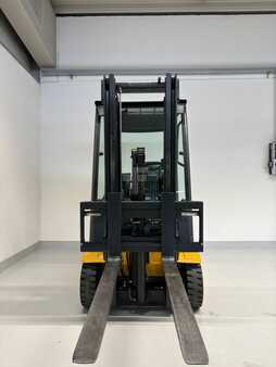 Chariots électriques à 3 roues 2010  Jungheinrich EFG 215 (2)