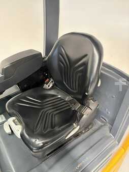 Chariots électriques à 3 roues 2010  Jungheinrich EFG 215 (3)