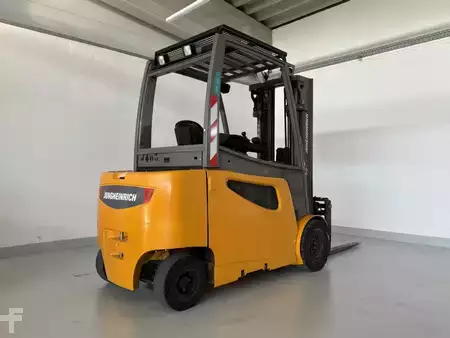 Elektro čtyřkolový VZV 2017  Jungheinrich EFG 425 (4)