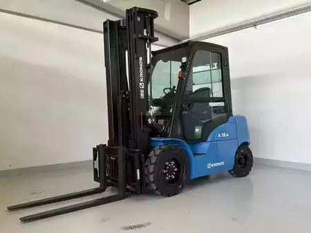 Sähkö - 4 pyör 2026  Kronos ES4A-M Pro 38 (1)