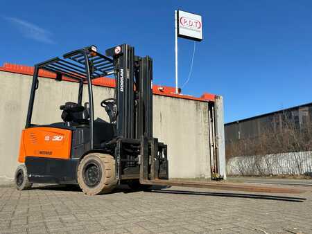 Elektro 4 Rad 2016 Doosan BX30-7 (2)