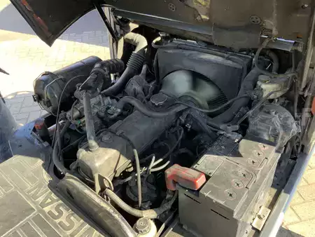 LPG Forklifts 2005  Nissan PD01A18PQ (9)