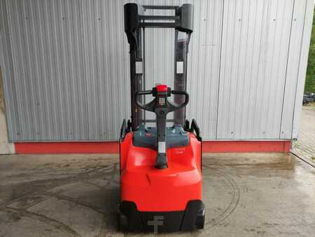 Pallet Stackers 2015  BT SWE160L (4)