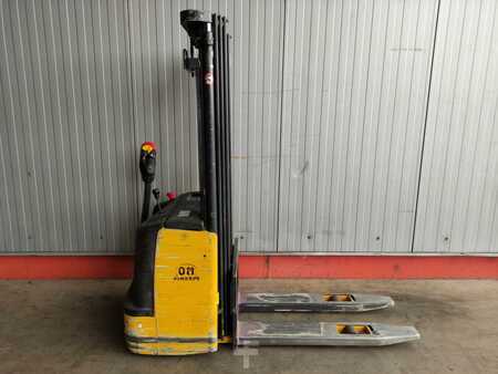 Stacker pedestre 2004  OM CL10.50 (2)